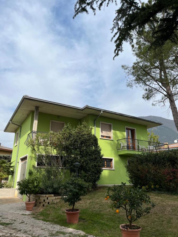 Secret Garden Egle Villa Caprino Veronese Exterior photo